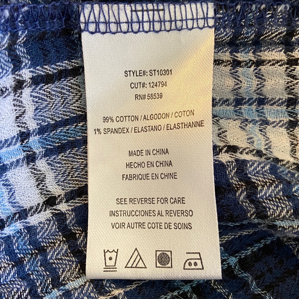 Kut from the Kloth Women’s Blue Plaid Button Down Long Sleeve Shirt 3622 - Picture 7 of 7